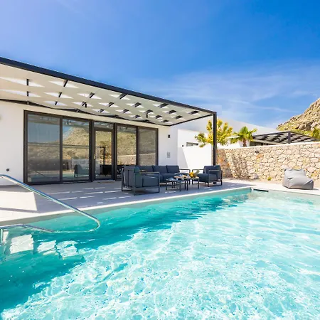 11 Satori Villa